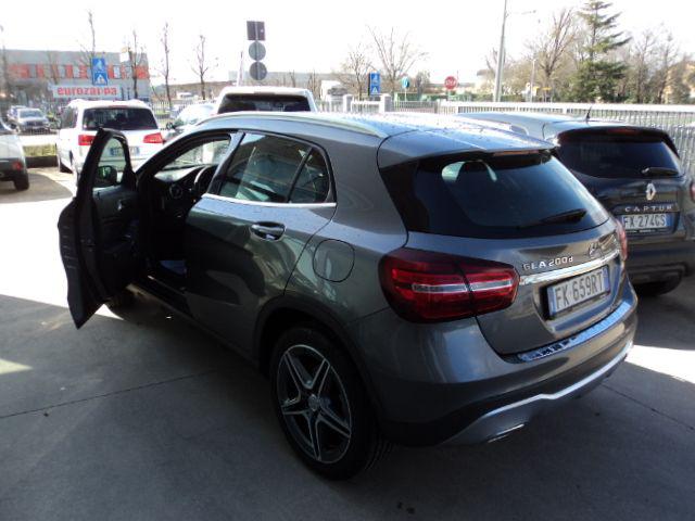 MERCEDES-BENZ GLA 200 d Automatic Sport (22073467)