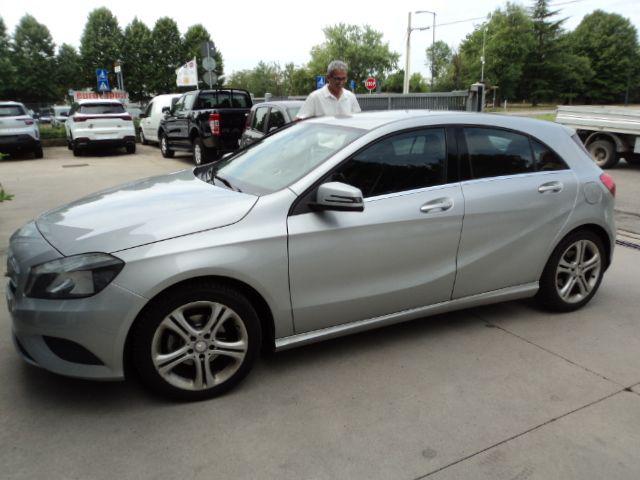 MERCEDES-BENZ A 160 dark night edition (22571363)