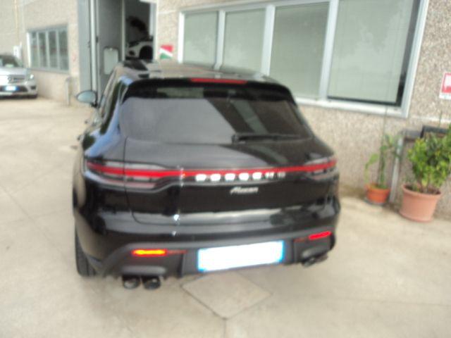 1 24175588 E uzm1wb24lk5rx
